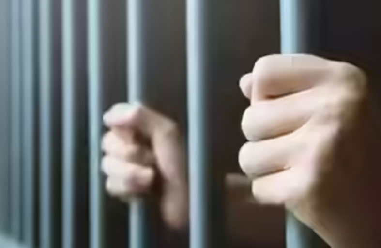 المؤبد لمراهق قتل جدة صديقته 