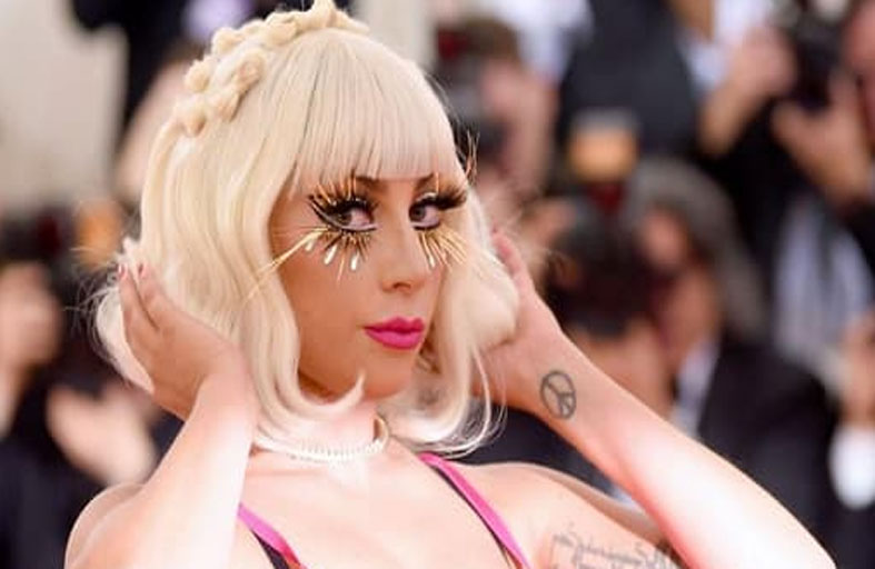 ليدي غاغا مستاءة من طرح 3 أغان منسوبة لها