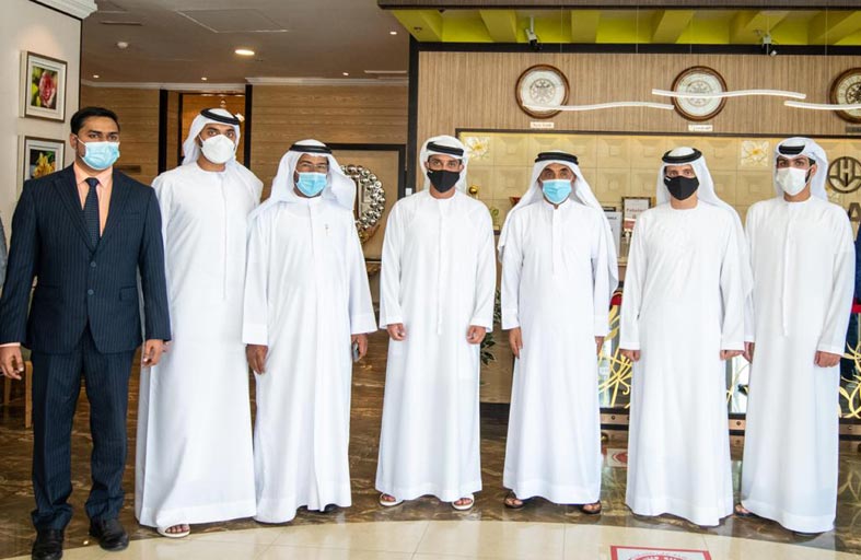 عبد العزيز النعيمي يتفقد عددا من المشاريع السياحية في عجمان