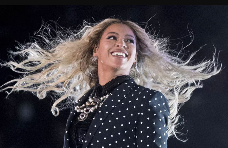 فيلم «رينيسانس» يتصدّر شباك التذاكر