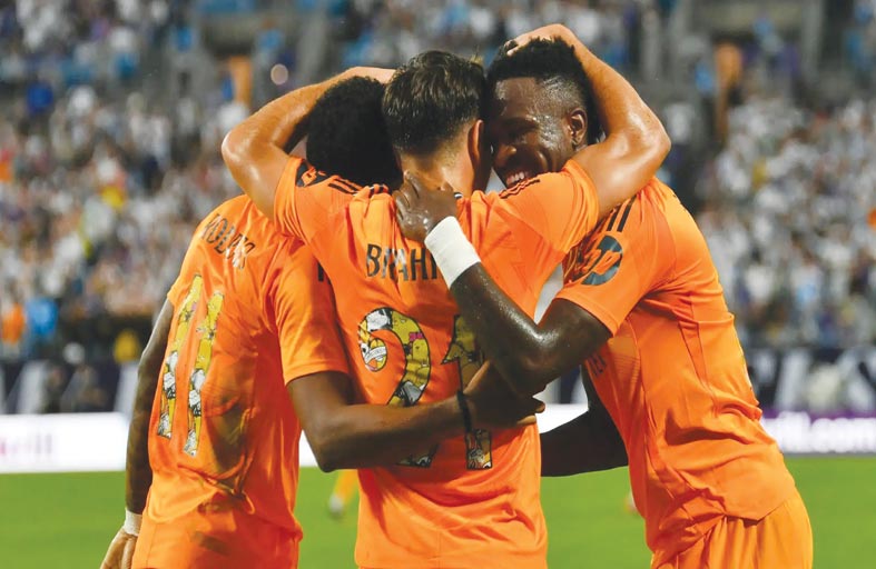 ريال مدريد يتفوّق على تشلسي.. وميلان يهزم برشلونة 