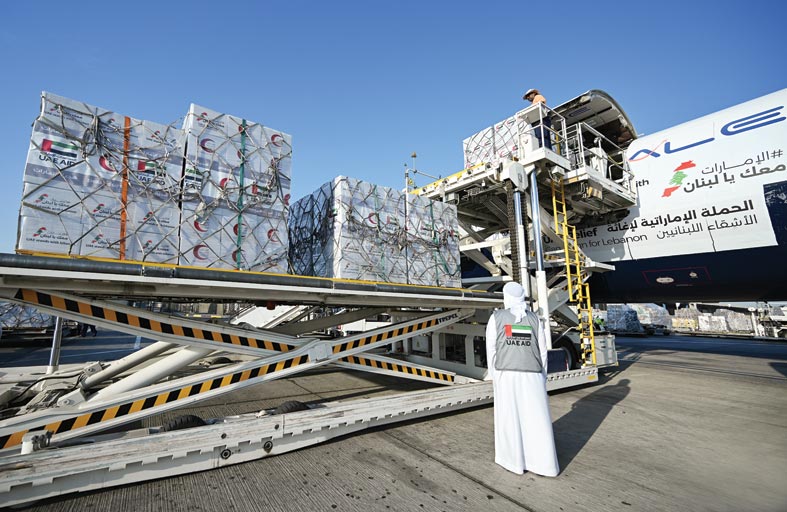 الإمارات تُرسل طائرة الإغاثة الـ 15 إلى الأشقاء اللبنانيين