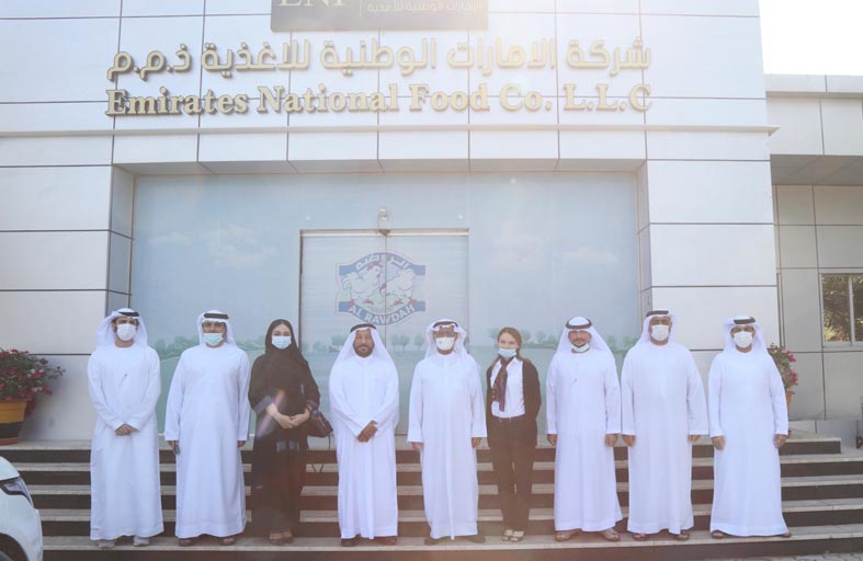 بلحيف النعيمي يزور الإمارات الوطنية للأغذية