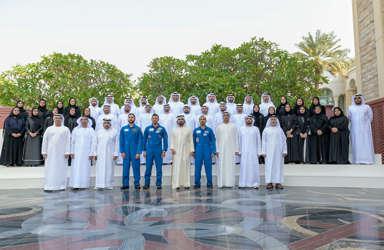 محمد بن راشد : بقيادة محمد بن زايد .. الإمارات أسست لنفسها مكانة مرموقة في ركب صناعة مستقبل العالم لريادة مجالات حيوية ترقى بحياة الإنسان 