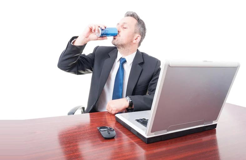 كيف تؤثر مشروبات الطاقة في أجسامنا؟