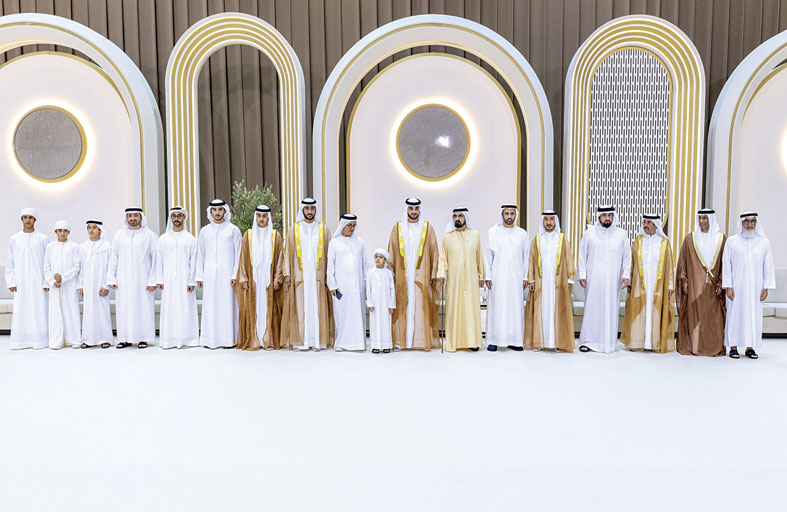 محمد بن راشد يحضر أفراح آل مكتوم