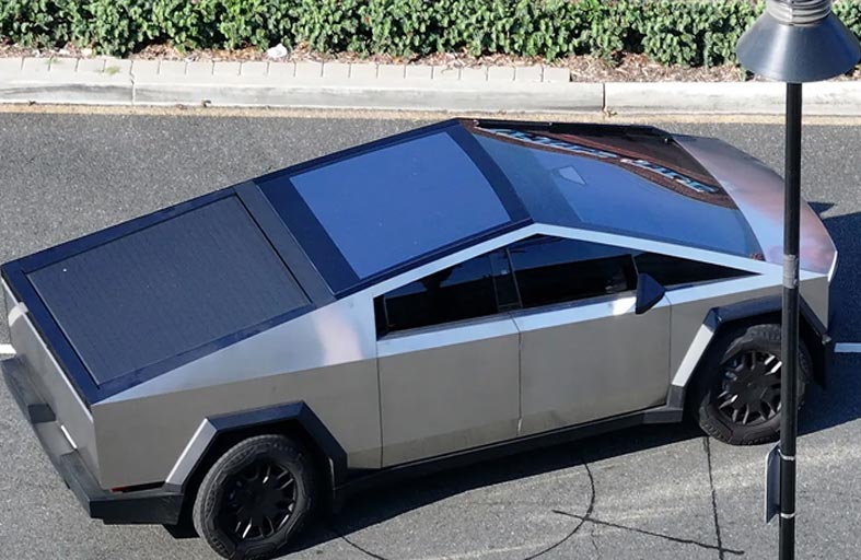 مقتل ثلاثة أشخاص في حادث سيارة «تسلا سايبر ترك»