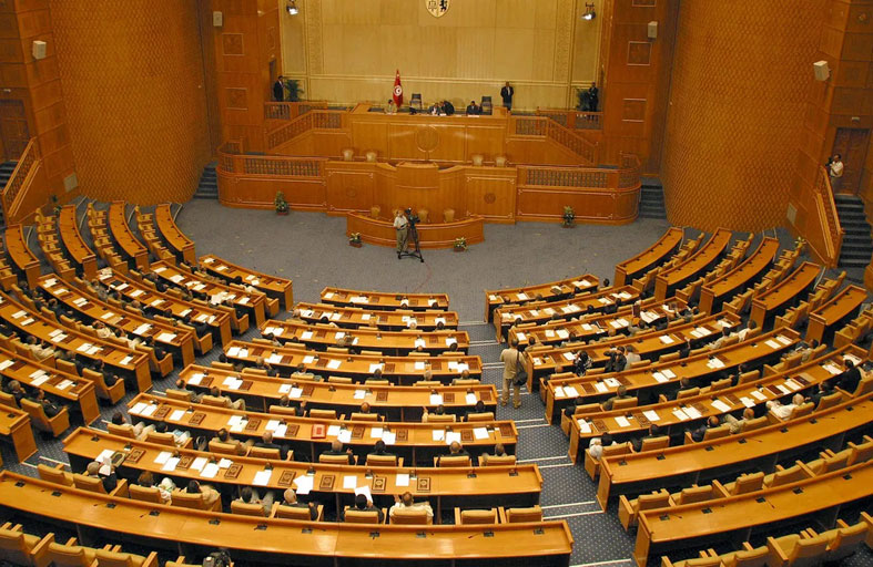 تونس.. انطلاق «سباق الألف مرشح» نحو البرلمان المرتقب