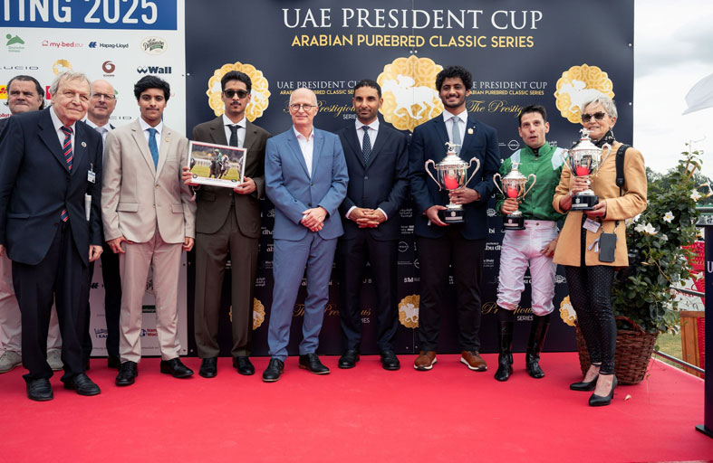الجواد «إش إم الشاهين» يتوج بلقب كأس رئيس الدولة للخيول العربية في ألمانيا