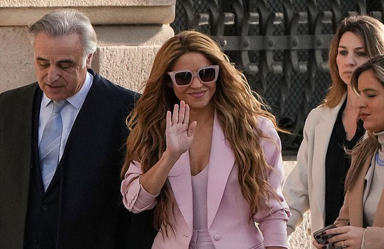 شاكيرا تدفع أكثر من 24 مليون يورو لتجنب السجن