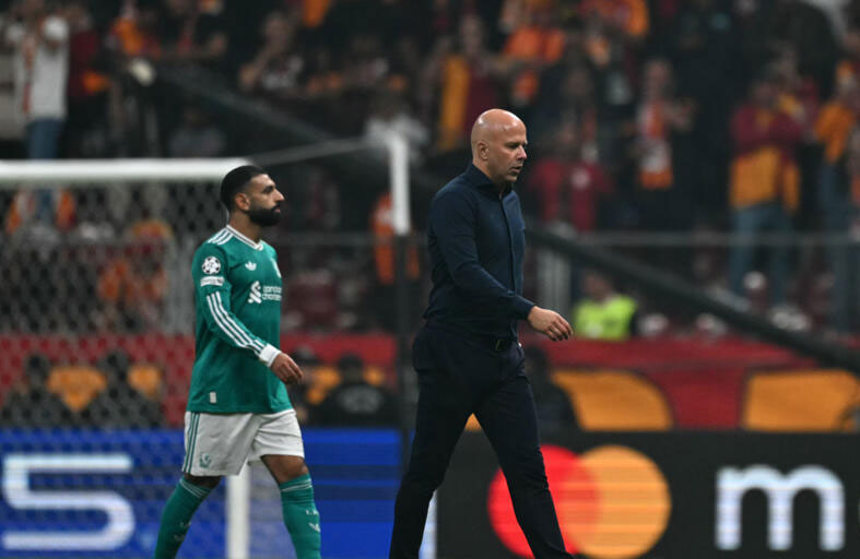 سلوت بمواجهة تحديات ملحة على وقع تراجع أداء ليفربول 