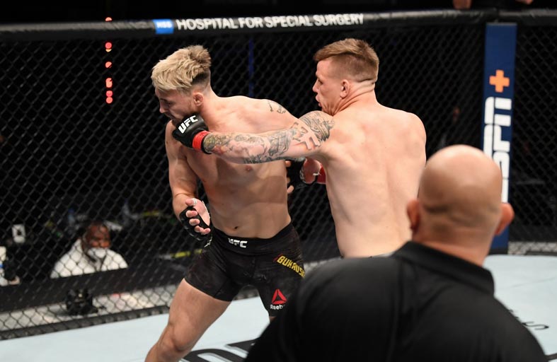 أورتيجا يهزم كوريان زومبي في رابع ليالي القتال بـ العودة إلى جزيرة النزال مع «يو إف سي»