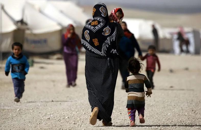 عائلات المعتقلين المغاربة بسوريا والعراق تناشد لإجلاء أبنائها