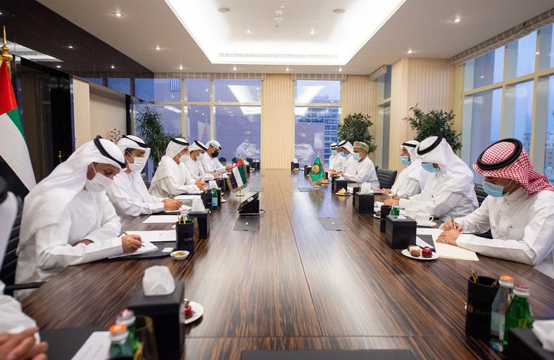 عبيد الطاير والجرف يبحثان المجالات الاقتصادية ذات الشأن الخليجي المشترك