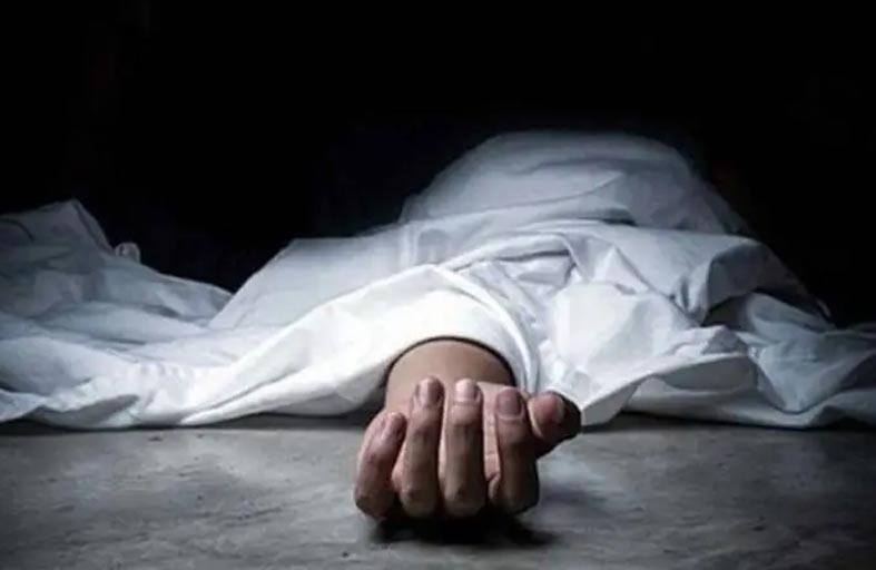 يقتل عائلته ويشعل النار بأجسادهم