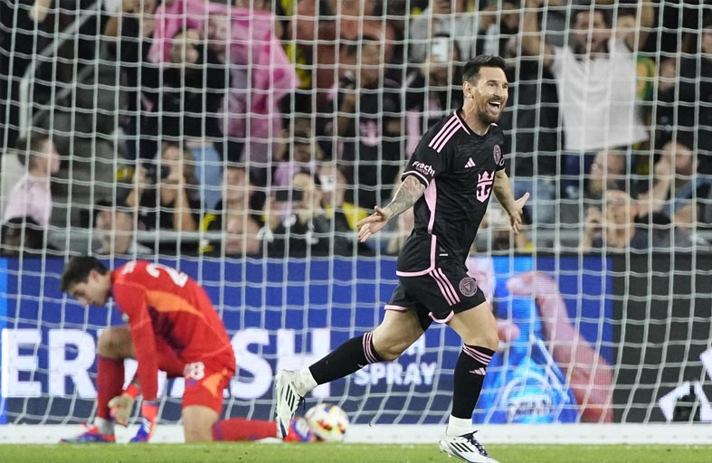 ميسي يقود إنتر ميامي لإحراز «درع المشجعين»