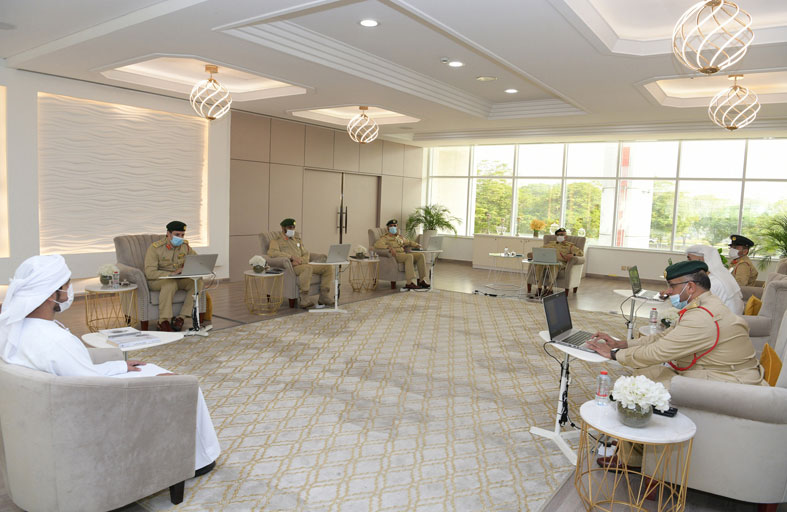 شرطة دبي تباشر إجراء المقابلات مع المتقدمين للالتحاق بالأكاديمية