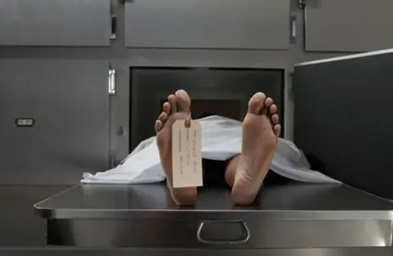 خرج للتنزه فوجدوا جثته في حديقة عامة