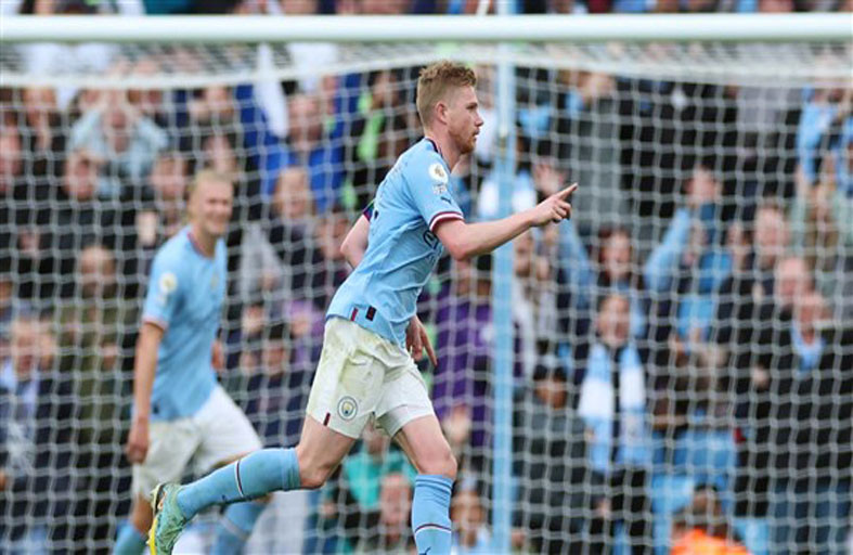 غوارديولا: دي بروين لا يقدم أفضل ما عنده