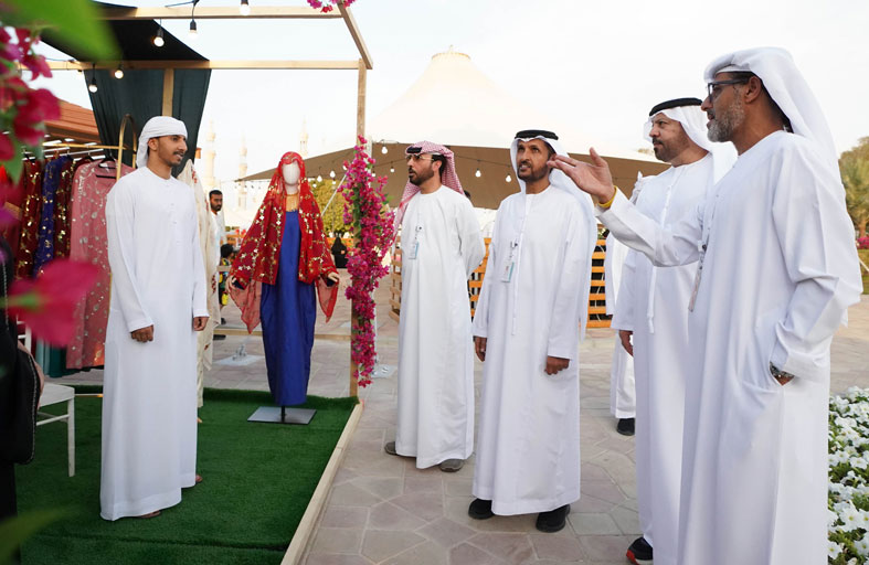 بلدية مدينة أبوظبي تنظم فعاليات السوق المجتمعي في حديقة الباهية 