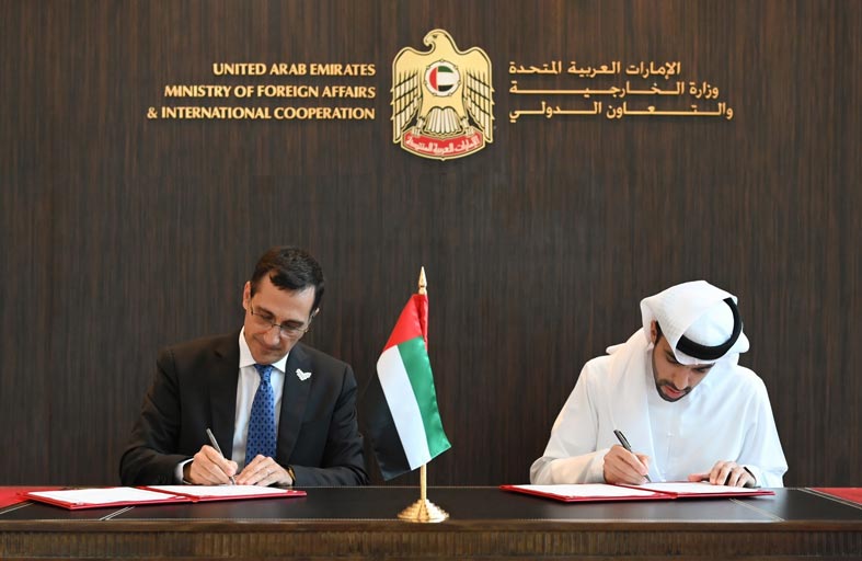 الاتفاق على التعاون من أجل تعزيز العلاقات التجارية والاستثمارية لدولة الإمارات على مستوى العالم
