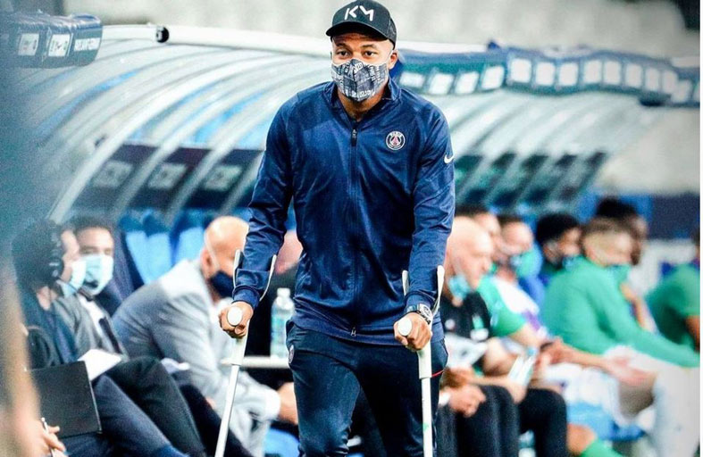 التواء في كاحل مبابي وقلق بشأن قدرته 