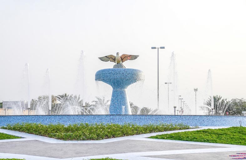 بلدية مدينة أبوظبي تنجز أعمال تطوير  نافورة دوار الشاهين في جزيرة أبوظبي