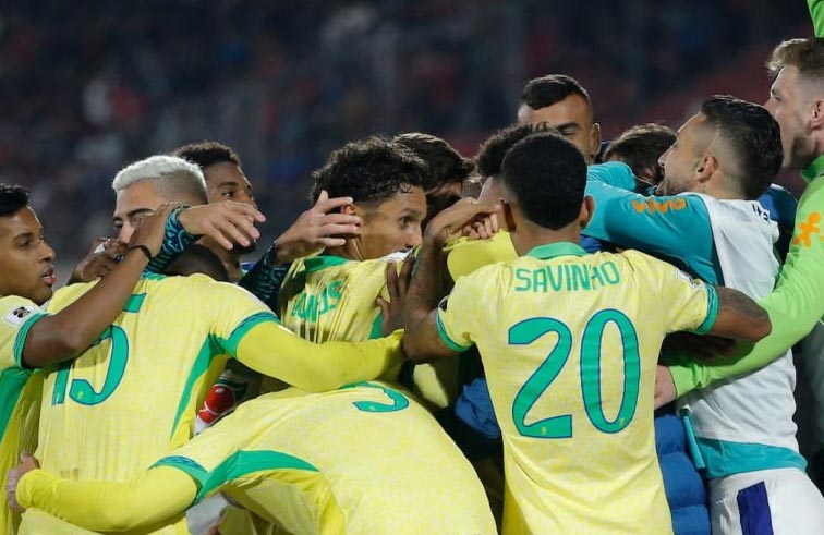 الأرجنتين لاستعادة نغمة الانتصارات.. والبرازيل لتعزيز موقفها 