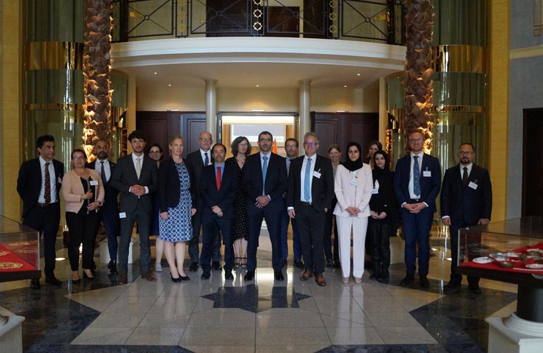 الإمارات وألمانيا تبحثان تعزيز التعاون في مجال الطاقة النظيفة