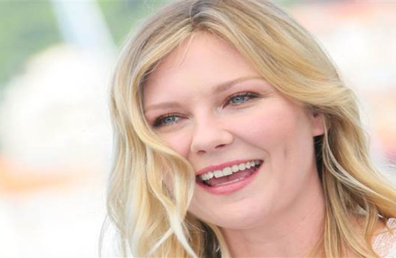 كريستين دانست تزف خبراً سعيداً