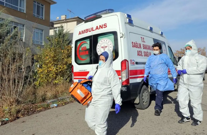 تسمم جماعي يرسل 14 موظفاً إلى المستشفى