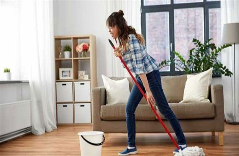 تنظيف المنزل يحرق سعرات بقدر التمارين