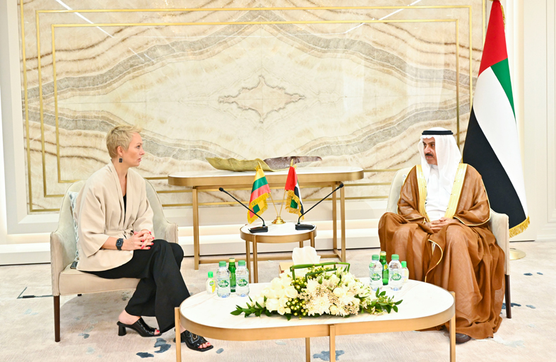 صقر غباش يبحث مع سفراء روسيا وباكستان وتشيلي وليتوانيا سبل تعزيز التعاون البرلماني