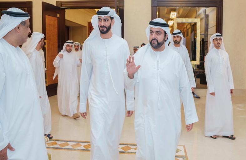 «مجلس محمد بن حمد الشرقي» يسلط الضوء على ثقافة العمل الخيري واستدامته 