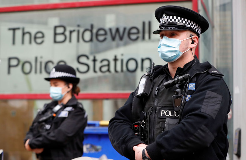 إصابة عناصر من الشرطة خلال تظاهرة في بريستول 