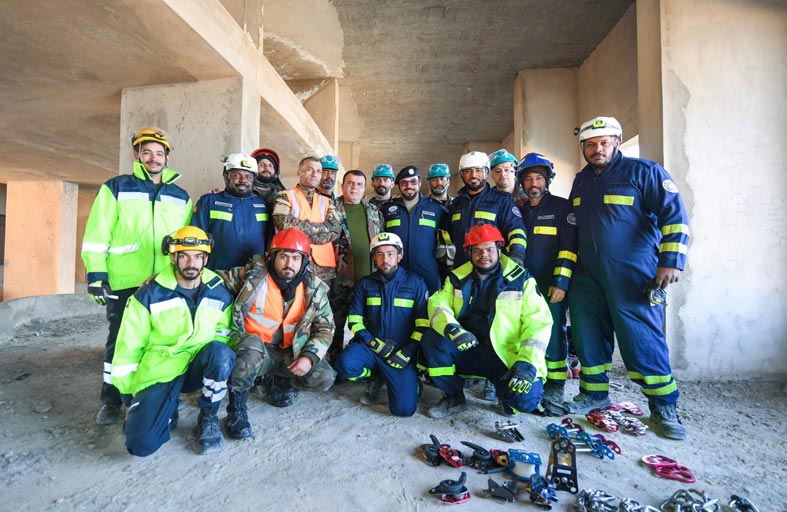 فريق الإمارات للبحث والإنقاذ يواصل التدريبات العملية لعناصر الدفاع المدني السوري للحالات الطارئة