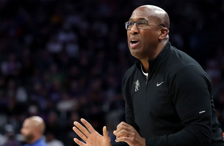 نيكس يعيّن مايك براون مدربا 