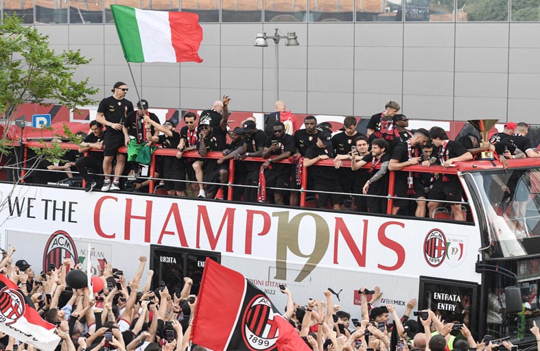 ميلان يقص شريط الموسم الواعد بصراع مفتوح 