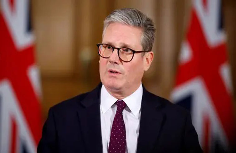 ستارمر يدعم وزيرة ماليته بعد تأجير منزلها بطريقة مخالفة 