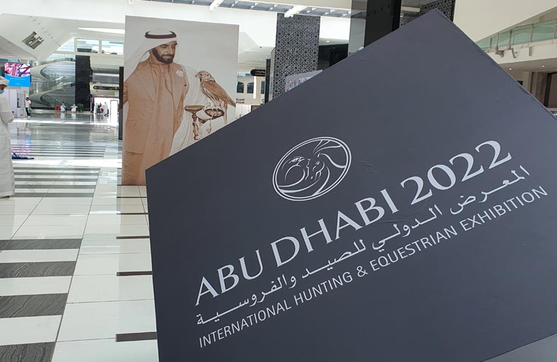 معرض الصيد والفروسية .. أبوظبي تستدعي تراث المنطقة .. وتلهم الصقارة بـشارة البداية