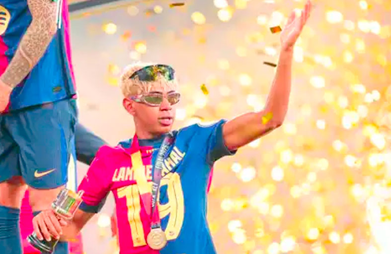 بيلسا: شيء واحد يجعل ميسي ويامال  أفضل من رونالدو ومبابي