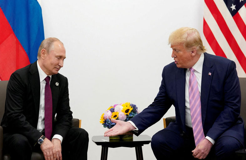 كيف غيّر ترامب لهجتَه مع بوتين بشأن أوكرانيا ؟