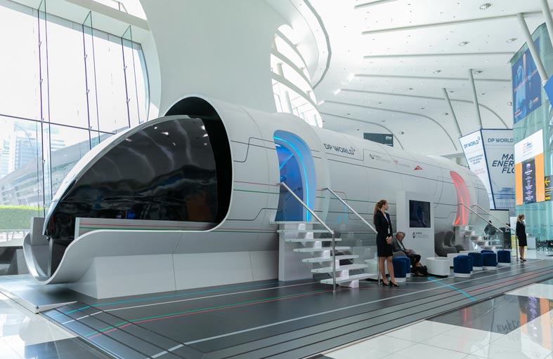 سلطان بن سليم: نطمح إلى إحداث ثورة في قطاعي التجارة  والنقل في المنطقة من خلال تقديم نظام مبتكر لنقل الركاب والبضائع