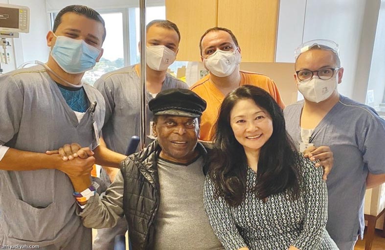 أخبار سيئة من المستشفى.. بيليه يعاني فشل الكلى والقلب