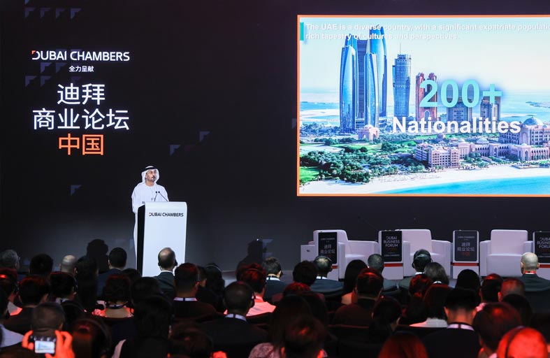 سفير الدولة: الإمارات والصين رسختا نموذجا للتعاون على الساحة الدولية