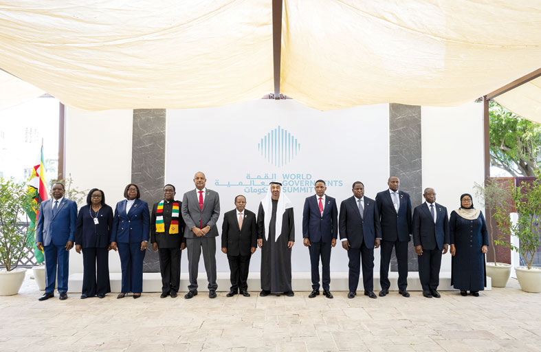 رئيس الدولة يلتقي عدداً من قادة الدول ورؤساء الحكومات والوفود المشاركين في «القمة العالمية للحكومات 2026 » 