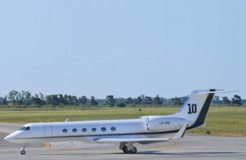 رئيس دولة يستأجر طائرة ميسي الخاصة