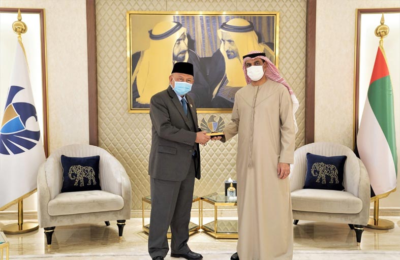 جمارك دبي تبحث مع سفارة اندونيسيا بالدولة التعاون المشترك لدعم التجارة بين البلدين