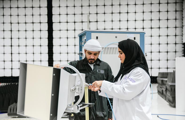  مركز بحوث الطاقة الموجهة يستضيف المؤتمر العالمي للفيزياء الكهرومغناطيسية في أبوظبي نوفمبر 2022