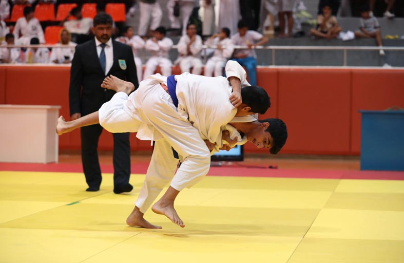 6 فرق تشارك في بطولة الإمارات المفتوحة للجودو للشباب 